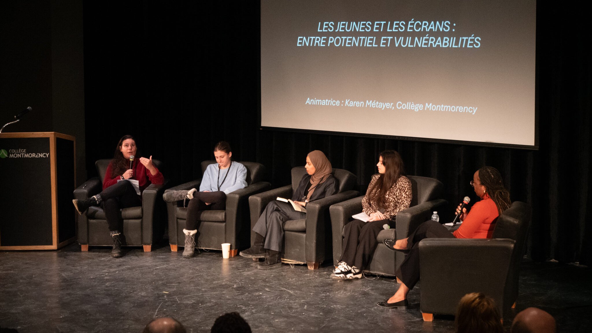 Ouvrons le dialogue